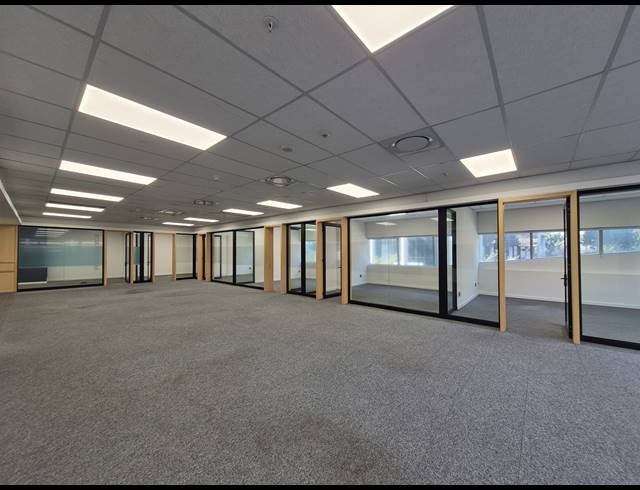 426M² OFFICE TO LET IN SANDTON CENTRAL